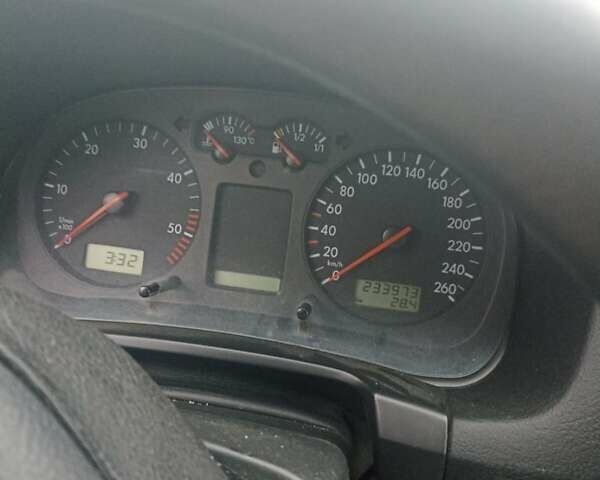 Сірий Фольксваген Гольф, об'ємом двигуна 1.9 л та пробігом 234 тис. км за 5000 $, фото 7 на Automoto.ua