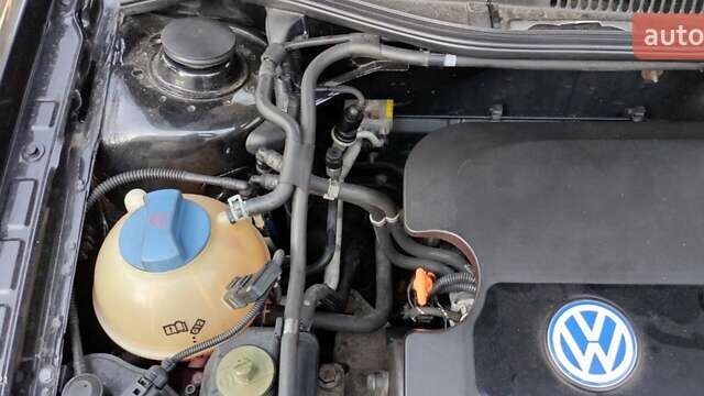 Сірий Фольксваген Гольф, об'ємом двигуна 1.6 л та пробігом 290 тис. км за 4500 $, фото 24 на Automoto.ua