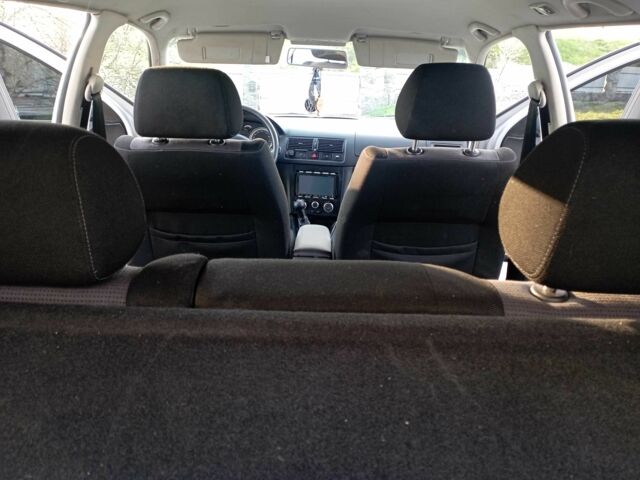 Сірий Фольксваген Гольф, об'ємом двигуна 1.6 л та пробігом 276 тис. км за 4800 $, фото 1 на Automoto.ua