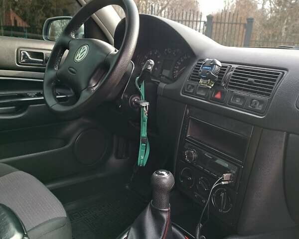 Сірий Фольксваген Гольф, об'ємом двигуна 1.6 л та пробігом 215 тис. км за 5300 $, фото 14 на Automoto.ua