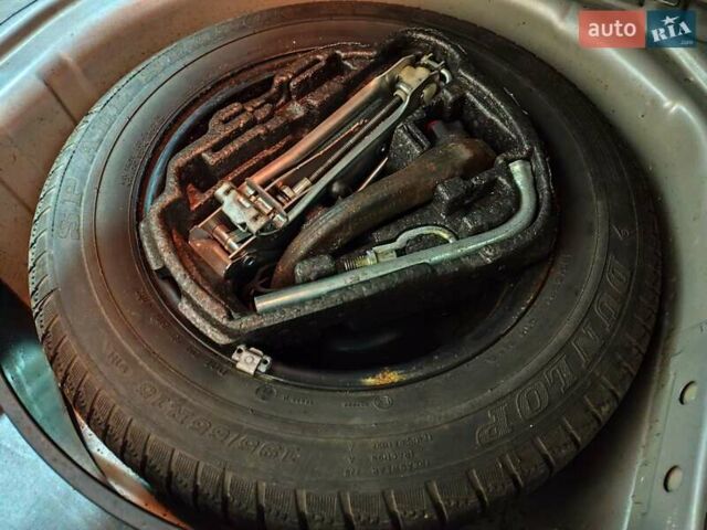 Серый Фольксваген Гольф, объемом двигателя 1.6 л и пробегом 262 тыс. км за 5000 $, фото 81 на Automoto.ua