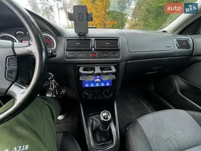 Серый Фольксваген Гольф, объемом двигателя 1.9 л и пробегом 434 тыс. км за 4700 $, фото 10 на Automoto.ua