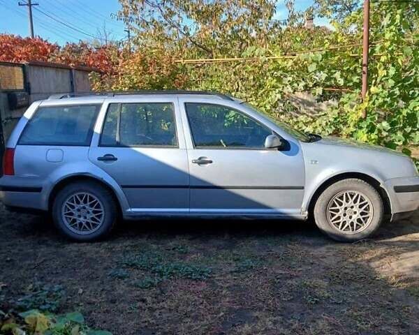 Серый Фольксваген Гольф, объемом двигателя 1.9 л и пробегом 400 тыс. км за 3600 $, фото 6 на Automoto.ua