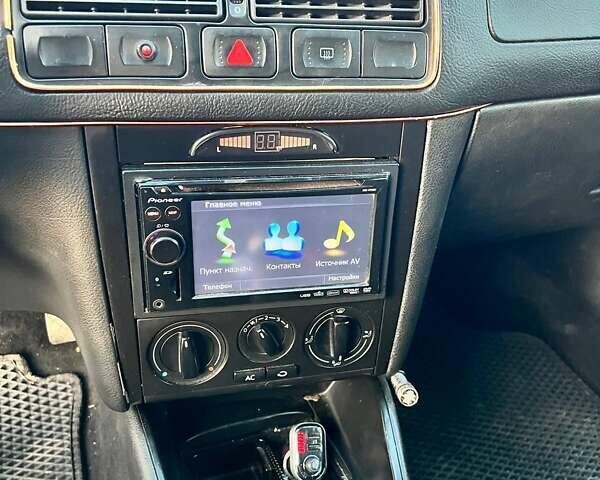 Сірий Фольксваген Гольф, об'ємом двигуна 1.6 л та пробігом 262 тис. км за 3600 $, фото 8 на Automoto.ua