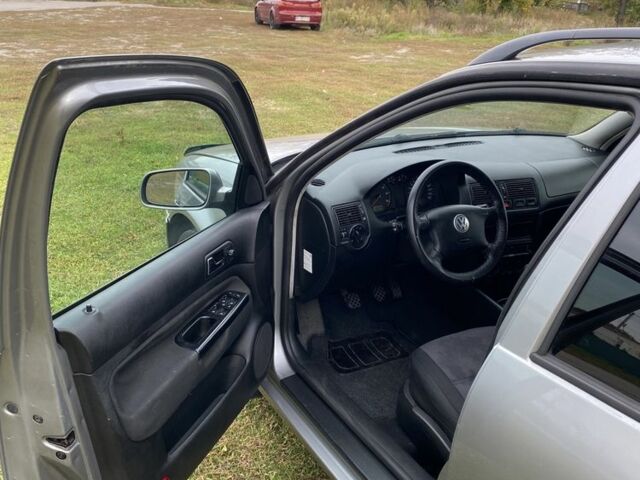 Сірий Фольксваген Гольф, об'ємом двигуна 1.6 л та пробігом 253 тис. км за 4150 $, фото 13 на Automoto.ua