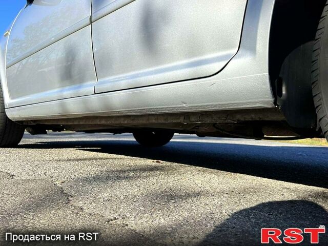 Серый Фольксваген Гольф, объемом двигателя 1.6 л и пробегом 211 тыс. км за 4200 $, фото 10 на Automoto.ua