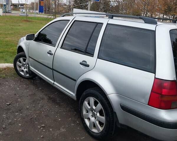 Серый Фольксваген Гольф, объемом двигателя 1.9 л и пробегом 330 тыс. км за 3800 $, фото 4 на Automoto.ua