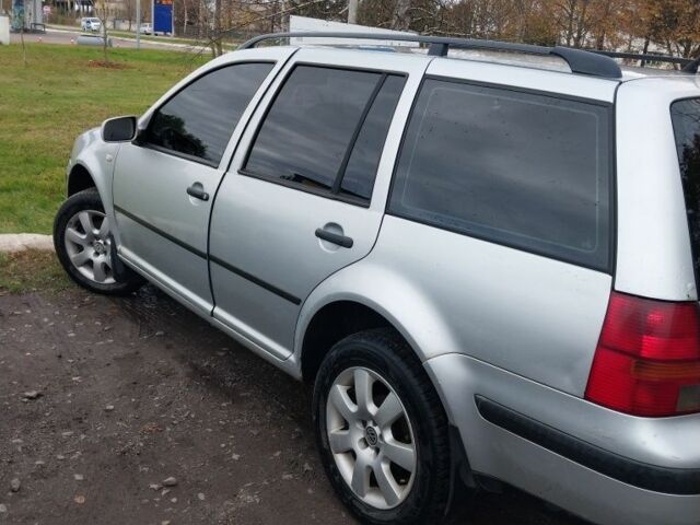 Серый Фольксваген Гольф, объемом двигателя 0 л и пробегом 300 тыс. км за 3800 $, фото 1 на Automoto.ua