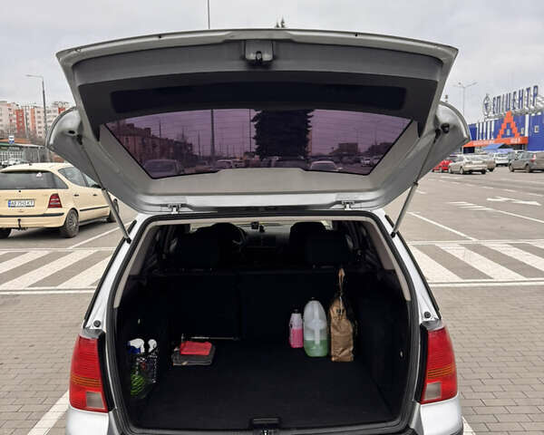 Сірий Фольксваген Гольф, об'ємом двигуна 1.39 л та пробігом 305 тис. км за 3800 $, фото 7 на Automoto.ua