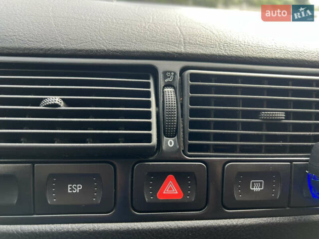 Серый Фольксваген Гольф, объемом двигателя 1.6 л и пробегом 239 тыс. км за 5400 $, фото 16 на Automoto.ua