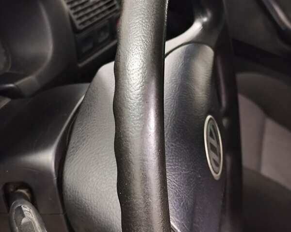 Серый Фольксваген Гольф, объемом двигателя 1.6 л и пробегом 262 тыс. км за 5000 $, фото 61 на Automoto.ua