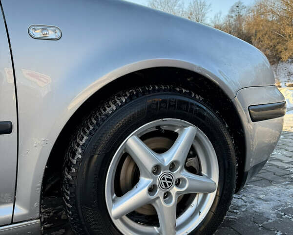 Серый Фольксваген Гольф, объемом двигателя 1.39 л и пробегом 264 тыс. км за 4150 $, фото 16 на Automoto.ua