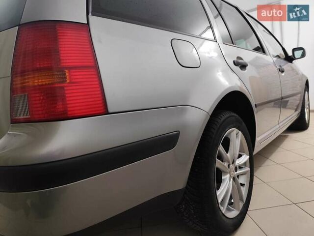 Серый Фольксваген Гольф, объемом двигателя 1.6 л и пробегом 262 тыс. км за 5000 $, фото 76 на Automoto.ua