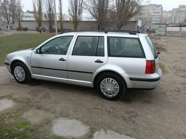 Серый Фольксваген Гольф, объемом двигателя 0 л и пробегом 413 тыс. км за 2300 $, фото 2 на Automoto.ua