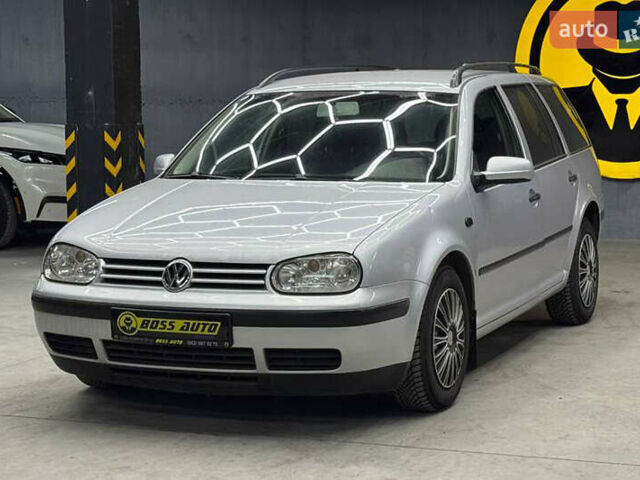 Серый Фольксваген Гольф, объемом двигателя 1.39 л и пробегом 246 тыс. км за 4700 $, фото 2 на Automoto.ua