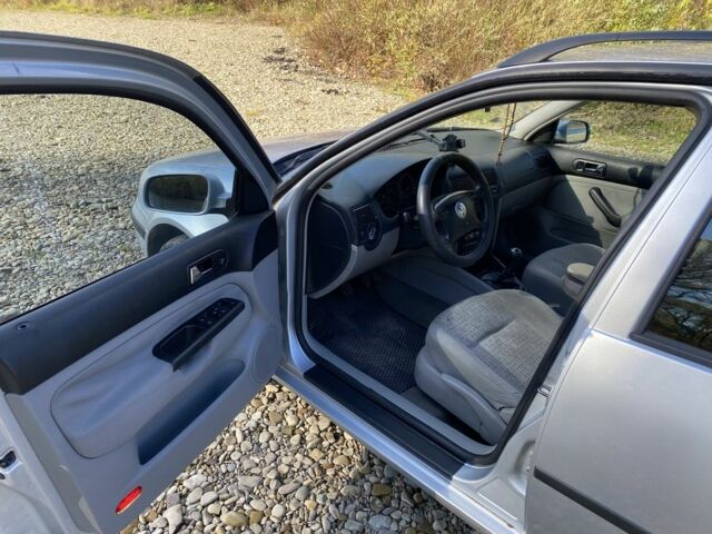 Серый Фольксваген Гольф, объемом двигателя 1.9 л и пробегом 354 тыс. км за 1900 $, фото 9 на Automoto.ua