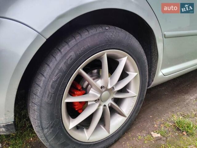 Сірий Фольксваген Гольф, об'ємом двигуна 1.6 л та пробігом 323 тис. км за 4500 $, фото 12 на Automoto.ua