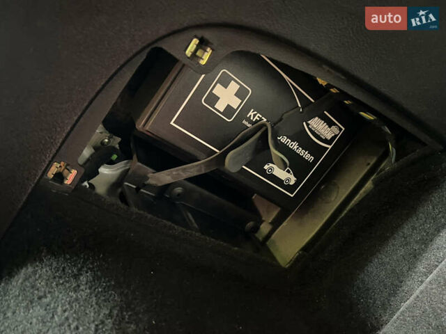 Сірий Фольксваген Гольф, об'ємом двигуна 1.6 л та пробігом 279 тис. км за 4450 $, фото 17 на Automoto.ua