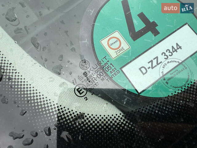 Серый Фольксваген Гольф, объемом двигателя 1.6 л и пробегом 201 тыс. км за 5499 $, фото 32 на Automoto.ua