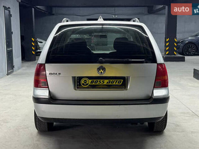 Серый Фольксваген Гольф, объемом двигателя 1.39 л и пробегом 246 тыс. км за 4700 $, фото 4 на Automoto.ua