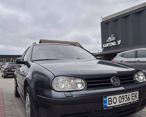 Серый Фольксваген Гольф, объемом двигателя 1.6 л и пробегом 270 тыс. км за 4300 $, фото 4 на Automoto.ua