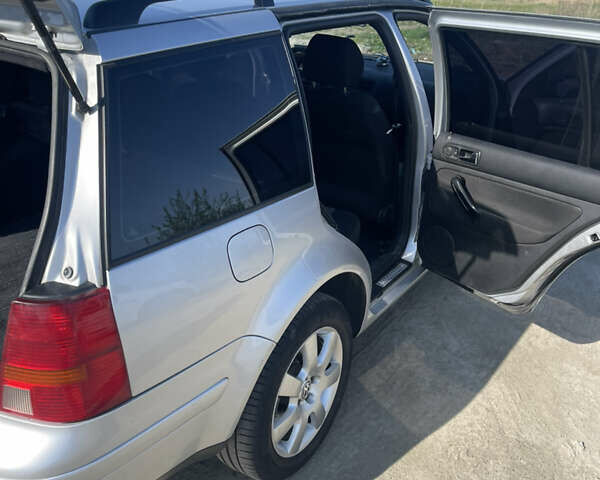 Серый Фольксваген Гольф, объемом двигателя 1.9 л и пробегом 295 тыс. км за 4000 $, фото 9 на Automoto.ua