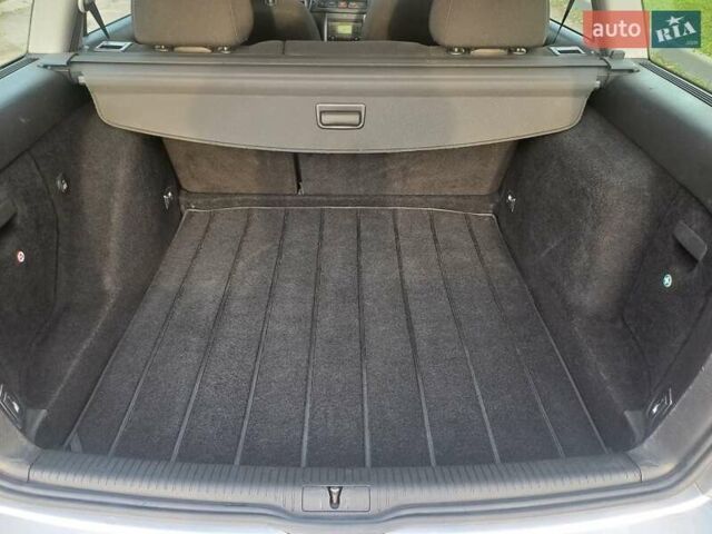 Серый Фольксваген Гольф, объемом двигателя 1.6 л и пробегом 308 тыс. км за 4950 $, фото 15 на Automoto.ua