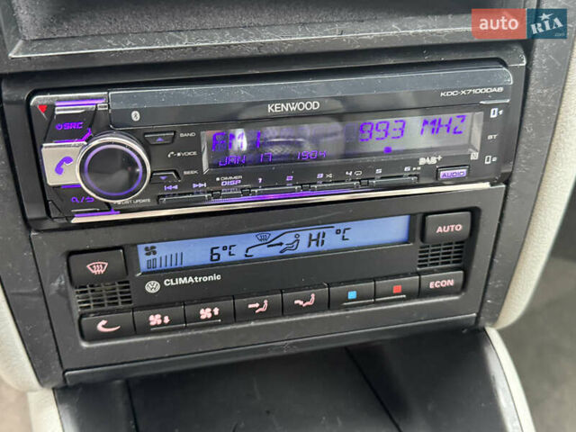 Серый Фольксваген Гольф, объемом двигателя 1.6 л и пробегом 201 тыс. км за 5499 $, фото 24 на Automoto.ua