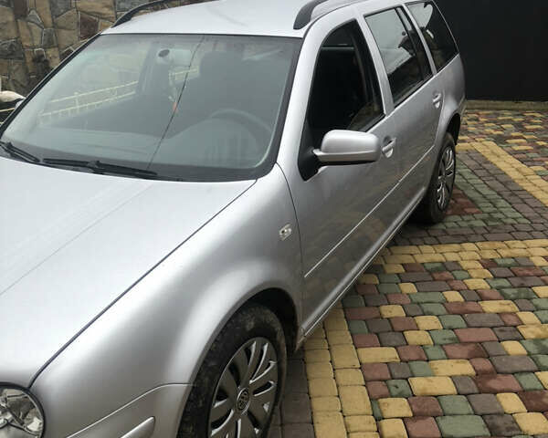 Сірий Фольксваген Гольф, об'ємом двигуна 1.39 л та пробігом 226 тис. км за 3850 $, фото 1 на Automoto.ua