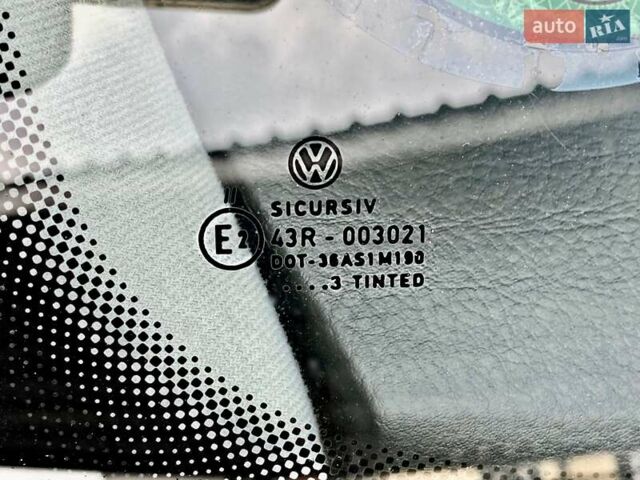 Серый Фольксваген Гольф, объемом двигателя 1.6 л и пробегом 201 тыс. км за 4490 $, фото 12 на Automoto.ua