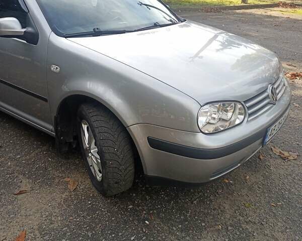 Сірий Фольксваген Гольф, об'ємом двигуна 1.6 л та пробігом 211 тис. км за 4600 $, фото 10 на Automoto.ua