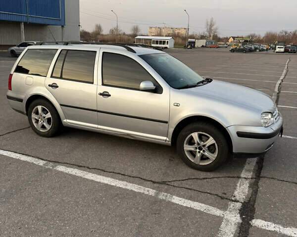 Сірий Фольксваген Гольф, об'ємом двигуна 1.39 л та пробігом 272 тис. км за 3800 $, фото 8 на Automoto.ua