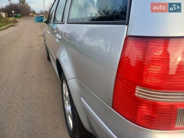 Серый Фольксваген Гольф, объемом двигателя 1.6 л и пробегом 308 тыс. км за 4950 $, фото 8 на Automoto.ua