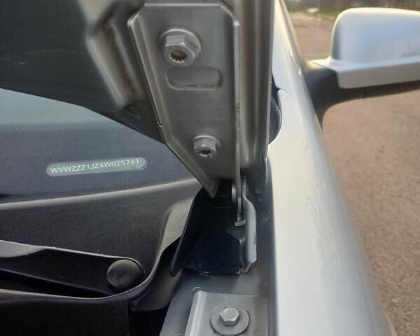 Серый Фольксваген Гольф, объемом двигателя 1.6 л и пробегом 308 тыс. км за 4950 $, фото 27 на Automoto.ua