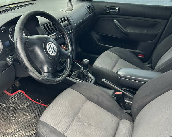 Сірий Фольксваген Гольф, об'ємом двигуна 1.6 л та пробігом 200 тис. км за 1700 $, фото 11 на Automoto.ua