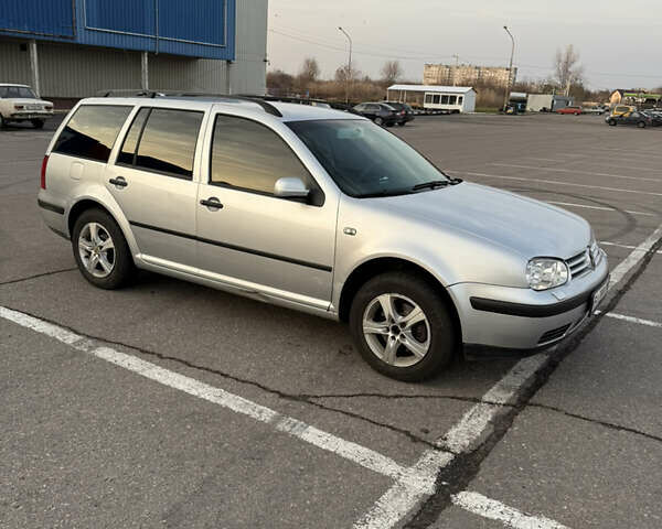 Сірий Фольксваген Гольф, об'ємом двигуна 1.39 л та пробігом 272 тис. км за 3800 $, фото 7 на Automoto.ua