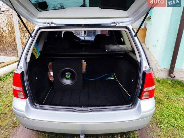 Сірий Фольксваген Гольф, об'ємом двигуна 1.6 л та пробігом 323 тис. км за 4500 $, фото 13 на Automoto.ua