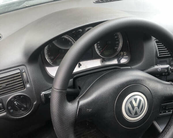 Сірий Фольксваген Гольф, об'ємом двигуна 1.39 л та пробігом 226 тис. км за 3850 $, фото 14 на Automoto.ua