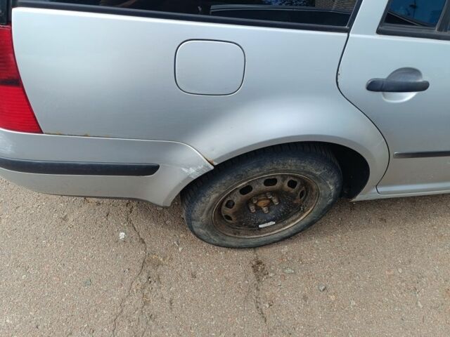 Серый Фольксваген Гольф, объемом двигателя 1.9 л и пробегом 441 тыс. км за 2200 $, фото 6 на Automoto.ua