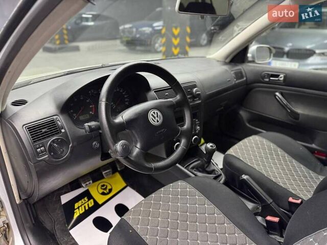 Серый Фольксваген Гольф, объемом двигателя 1.39 л и пробегом 246 тыс. км за 4700 $, фото 7 на Automoto.ua