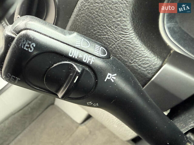 Серый Фольксваген Гольф, объемом двигателя 1.6 л и пробегом 201 тыс. км за 5499 $, фото 22 на Automoto.ua