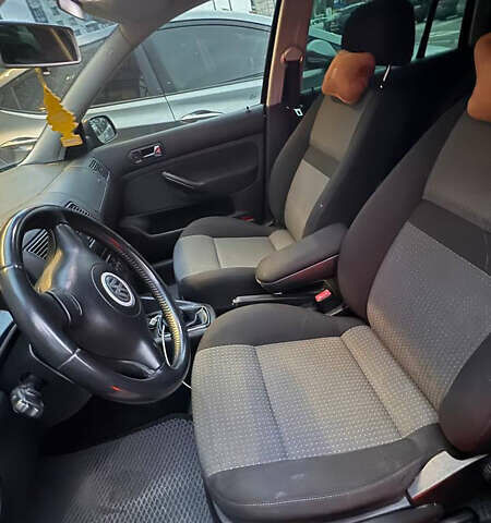 Серый Фольксваген Гольф, объемом двигателя 1.6 л и пробегом 270 тыс. км за 4300 $, фото 7 на Automoto.ua