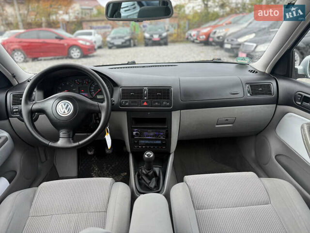 Серый Фольксваген Гольф, объемом двигателя 1.6 л и пробегом 201 тыс. км за 5499 $, фото 13 на Automoto.ua