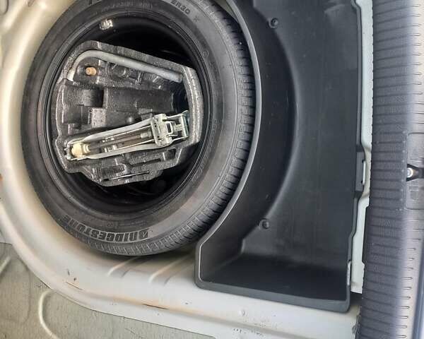 Серый Фольксваген Гольф, объемом двигателя 1.6 л и пробегом 308 тыс. км за 4950 $, фото 16 на Automoto.ua