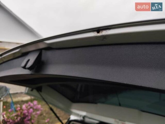 Сірий Фольксваген Гольф, об'ємом двигуна 1.6 л та пробігом 323 тис. км за 4500 $, фото 16 на Automoto.ua
