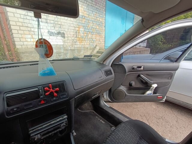 Серый Фольксваген Гольф, объемом двигателя 1.9 л и пробегом 441 тыс. км за 2200 $, фото 14 на Automoto.ua