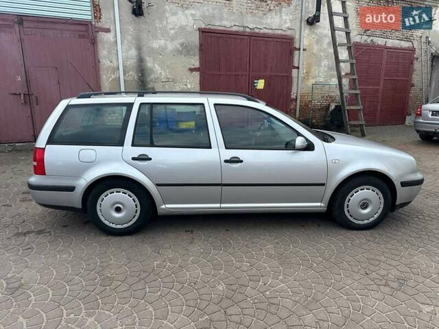 Серый Фольксваген Гольф, объемом двигателя 1.6 л и пробегом 273 тыс. км за 4200 $, фото 3 на Automoto.ua