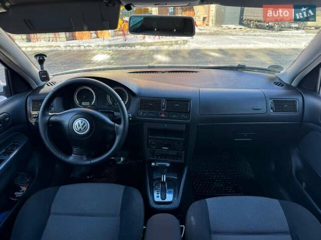 Серый Фольксваген Гольф, объемом двигателя 1.6 л и пробегом 300 тыс. км за 4400 $, фото 8 на Automoto.ua