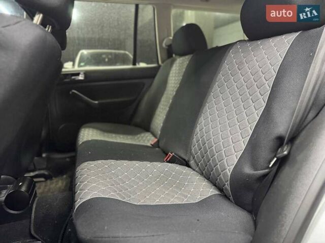 Серый Фольксваген Гольф, объемом двигателя 1.39 л и пробегом 246 тыс. км за 4700 $, фото 10 на Automoto.ua