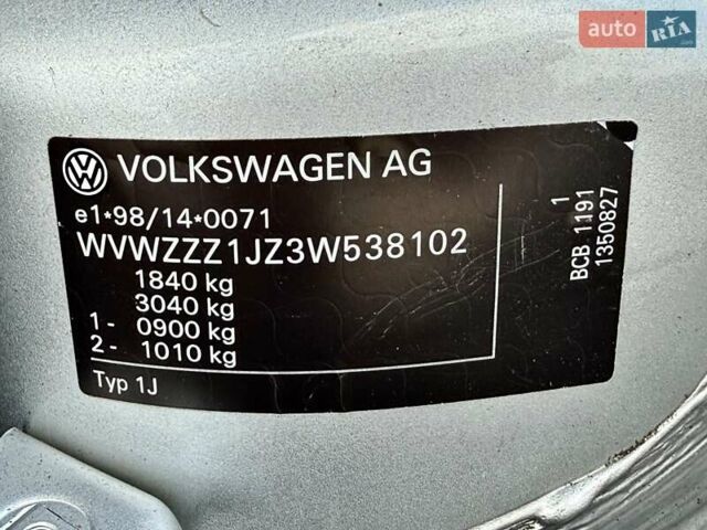 Серый Фольксваген Гольф, объемом двигателя 1.6 л и пробегом 201 тыс. км за 4490 $, фото 15 на Automoto.ua
